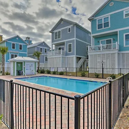 Myrtle Beach Home With Pool Access - Walk To Beach!
